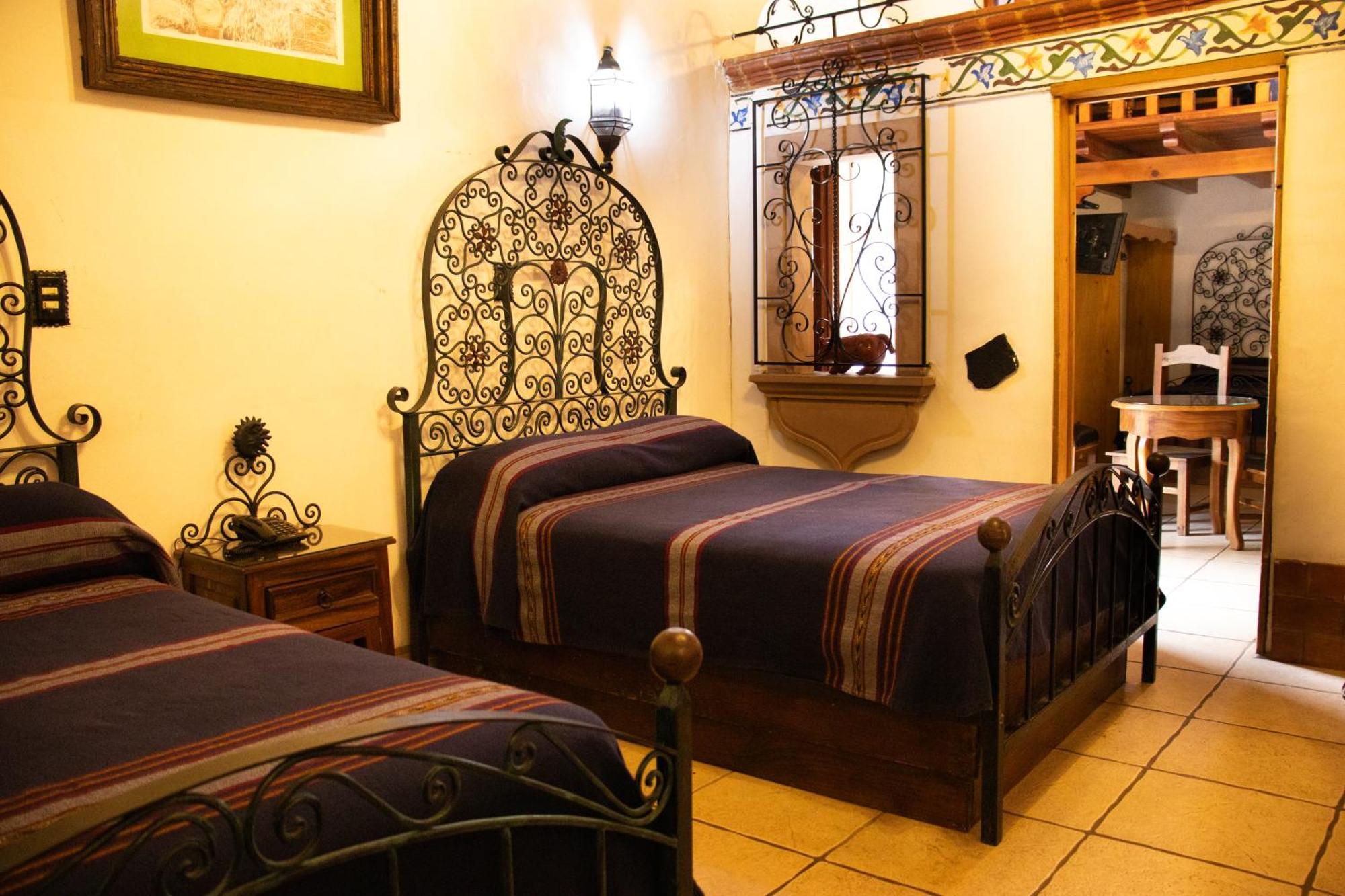 Hotel Los Escudos Pátzcuaro Exteriér fotografie