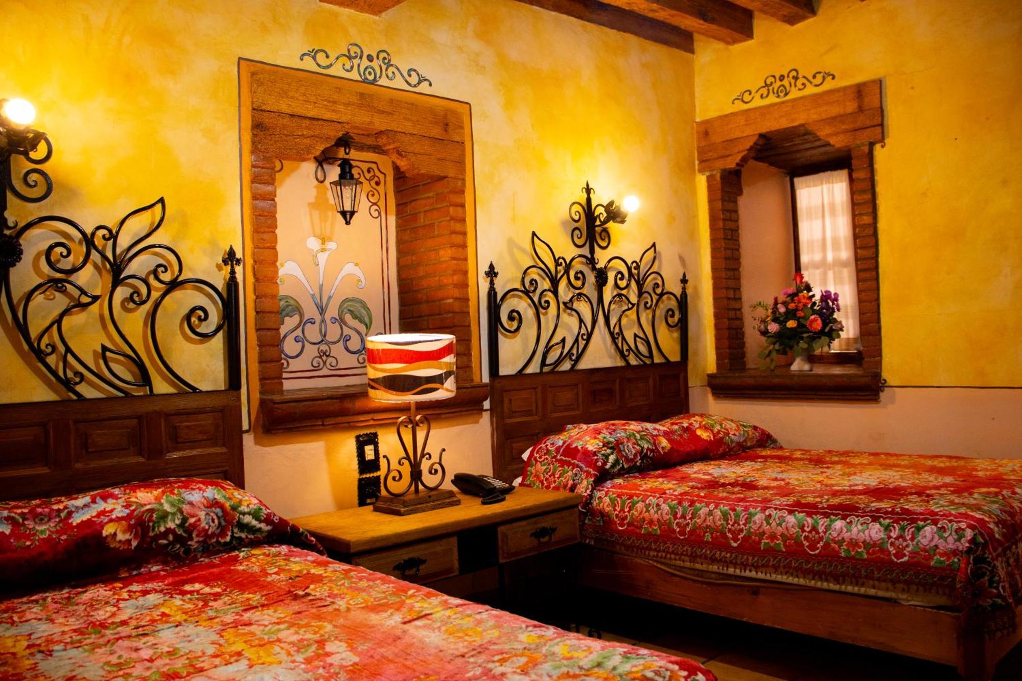 Hotel Los Escudos Pátzcuaro Exteriér fotografie