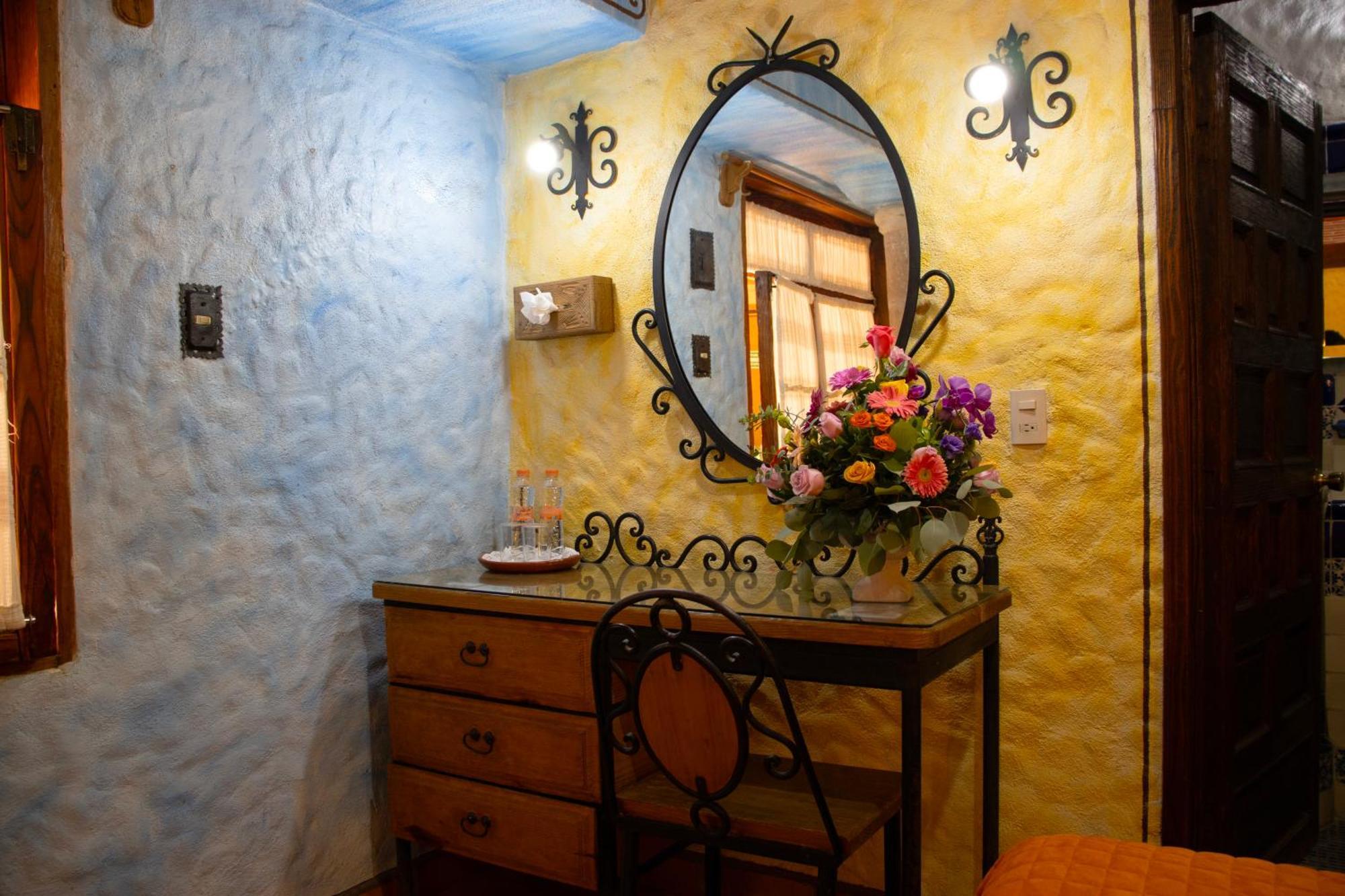 Hotel Los Escudos Pátzcuaro Exteriér fotografie