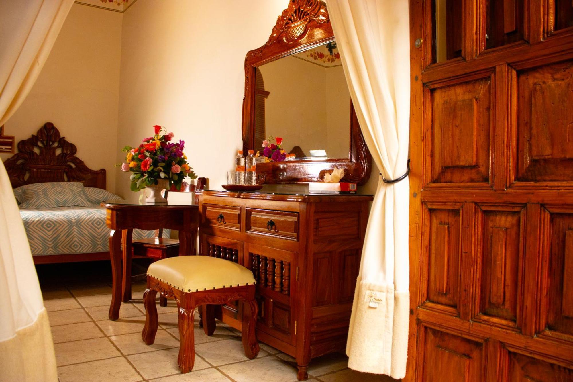 Hotel Los Escudos Pátzcuaro Exteriér fotografie