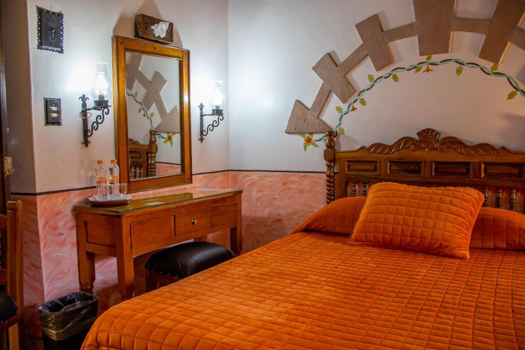 Hotel Los Escudos Pátzcuaro Exteriér fotografie