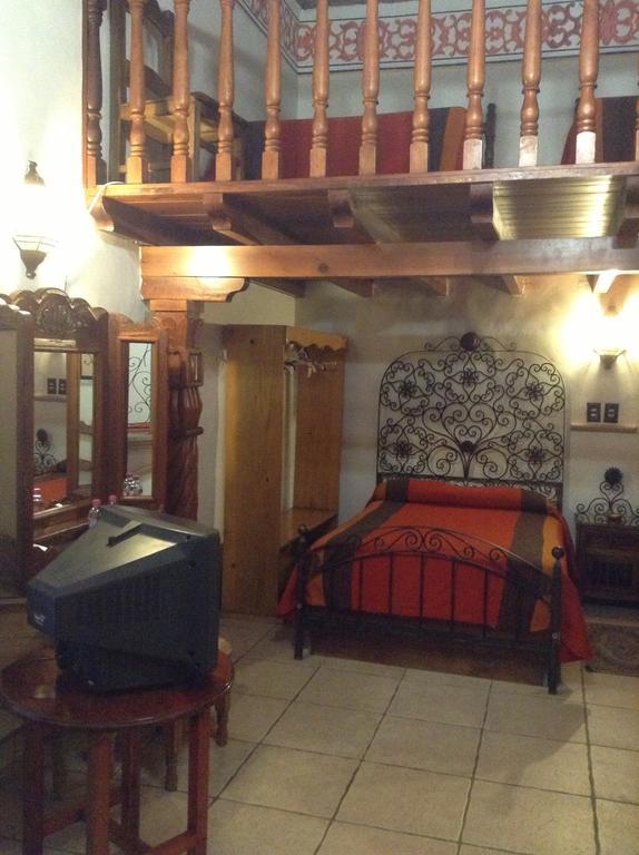 Hotel Los Escudos Pátzcuaro Exteriér fotografie