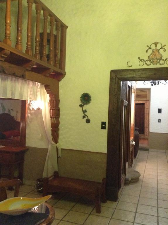 Hotel Los Escudos Pátzcuaro Exteriér fotografie