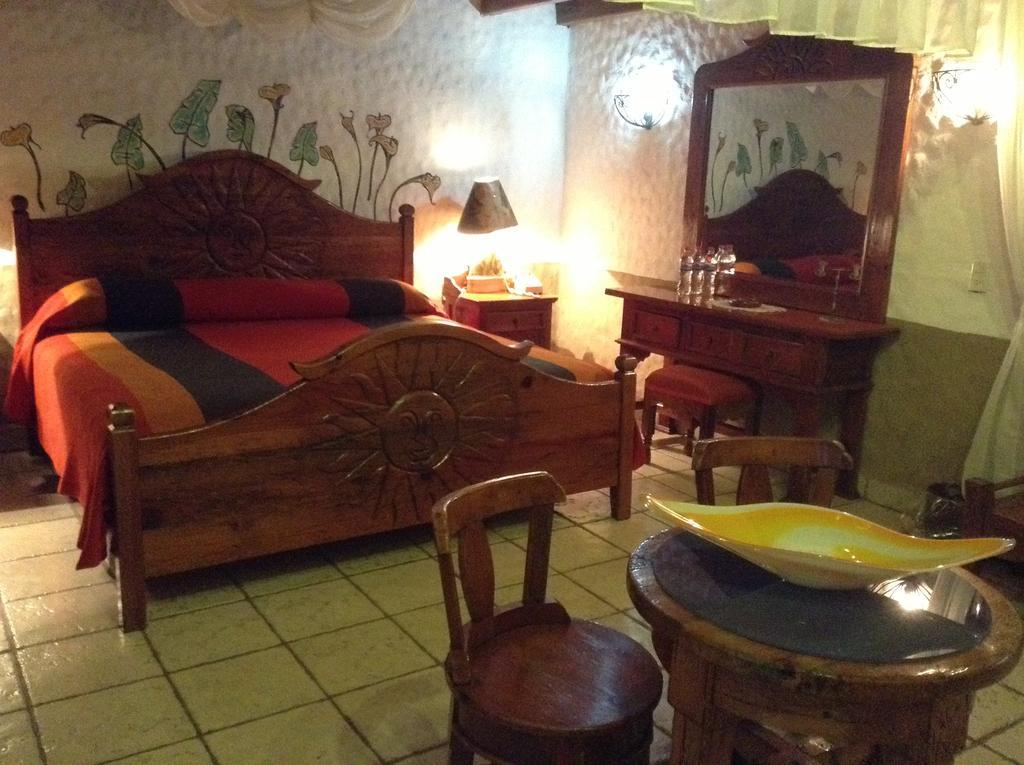 Hotel Los Escudos Pátzcuaro Exteriér fotografie