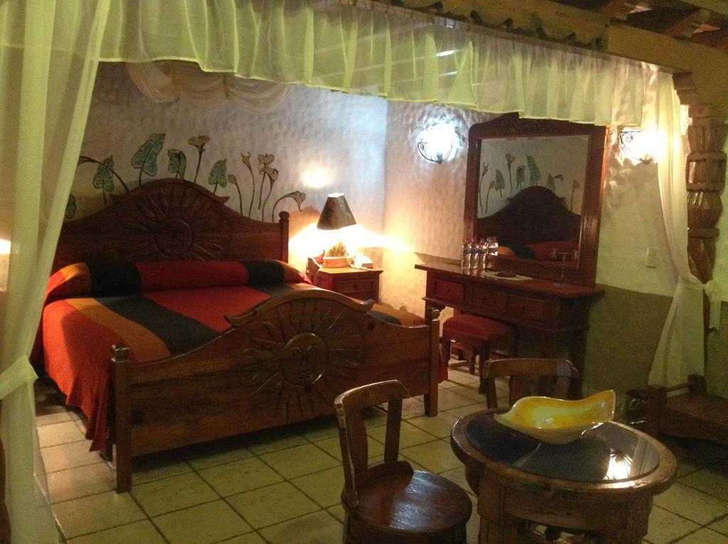 Hotel Los Escudos Pátzcuaro Exteriér fotografie